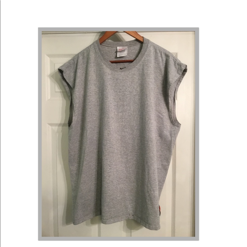 ❤️XL Gray Sleeveless Athletic Tee